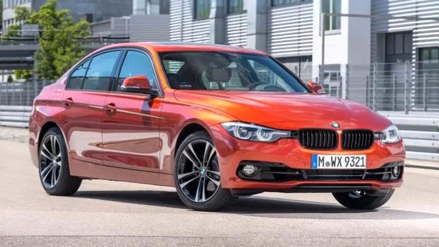 BMW, Yangın Riski Nedeniyle 189 Binden Fazla Aracını Geri Çağırıyor: İşte Etkilenen Modeller!