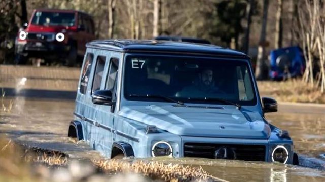 Mercedes’in Yeni SUV’si Kelimenin Tam Anlamıyla “Suda Yüzebilecek”