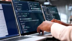 Yapay zekanın kod yazma macerası: Vibe Coding nedir?