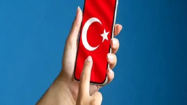 Yeni Yerli ve Milli Akıllı Telefon Geliyor: Aselsan ve Türk Telekom Üretecek!