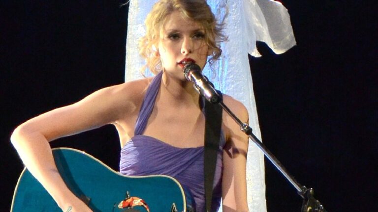 123 bin kelime incelendi, Taylor Swift’in şarkılarındaki gizli kalıp ortaya çıktı