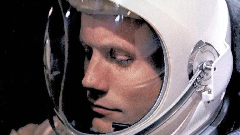 Bir saç kesimi nasıl krize dönüştü: Neil Armstrong’un yaşadığı sıra dışı olay