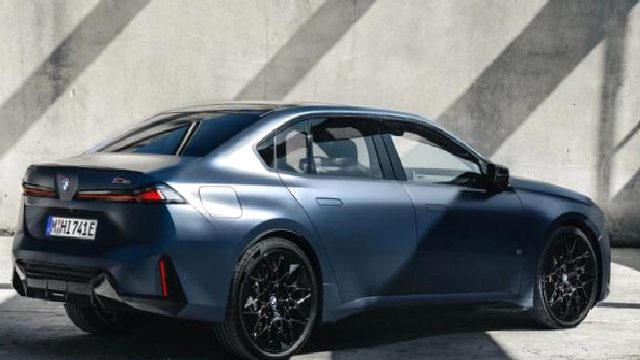 BMW, Elektrikli i3’ün En Güçlü Versiyonu Olacak i3 M60’ı Duyurdu!
