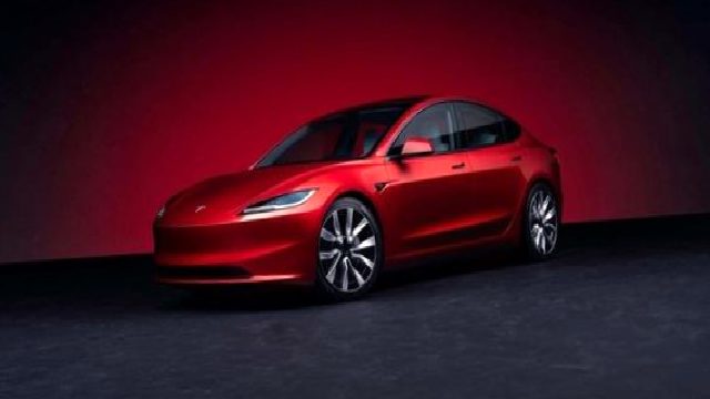 Tesla’nın Satışlarında Şaşırtan Sonuç: İki Model Hariç Diğerleri Dibi Gördü!